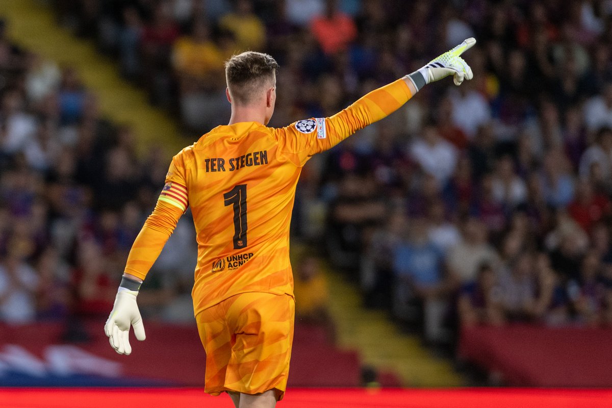 FCBarcelona_es's tweet photo. EL MEJOR PORTERO DEL MUNDO https://t.co/z6r8DFFz8Z