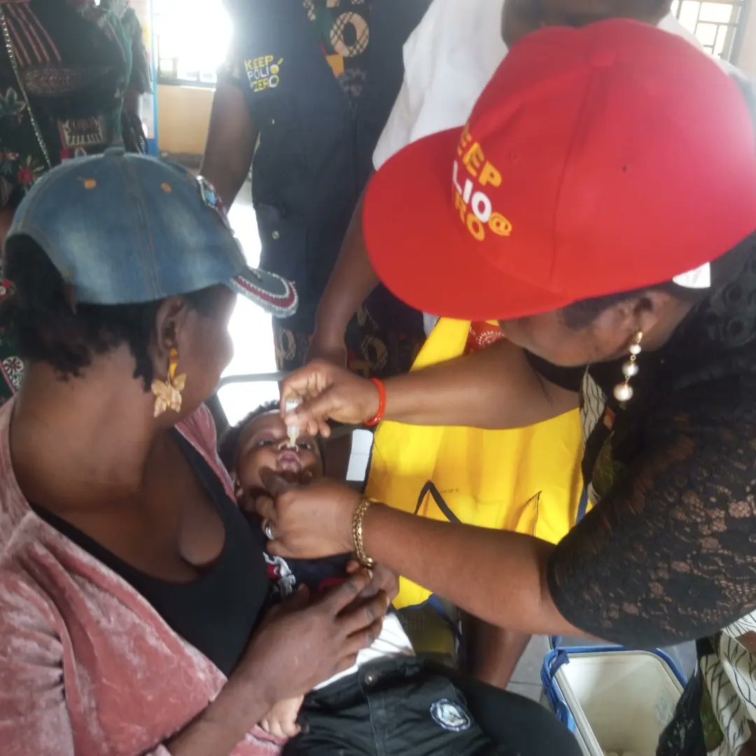 RotaryAtlantic's tweet photo. The Rotary Club of Port Harcourt Atlantic City was on ground at the Primary Model Health Center at Elekahia to assist Rotary International's effort at completely eradicating polio.

#rotaryinternational 
#rotarycluboftransamadi 
#rotaryclubofbombay 
#rotaryisgood🔥 
#creatinghope https://t.co/00R0DQUQfE