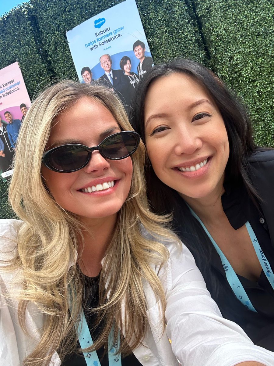 Salesforce Careers tweet media