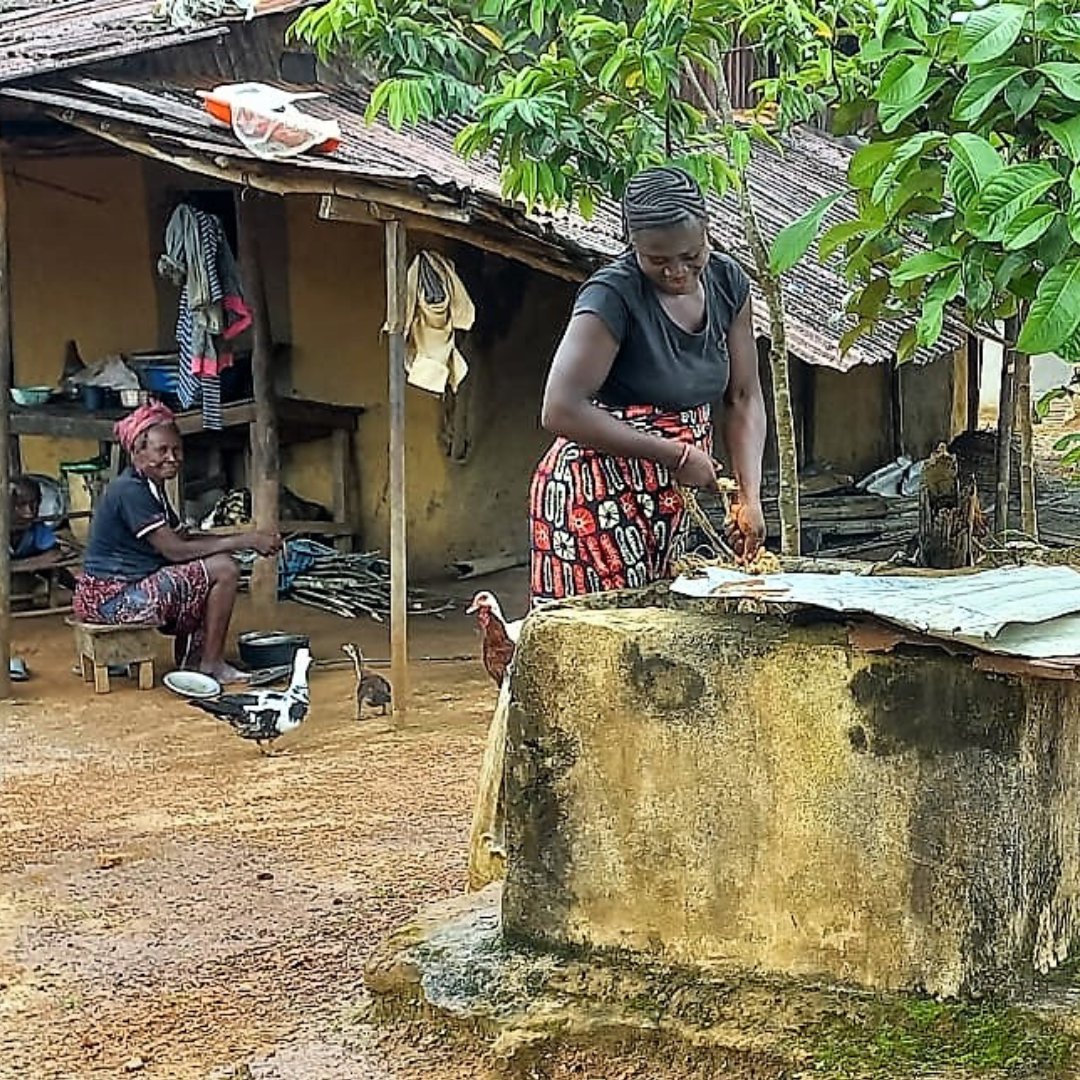 850 people live in Mende’s Town Community #Liberia. They had a deep well that failed &amp; left residents with no choice but to return to old water sources. This went on for a year until we visited &amp; rehabilitated the well. Ppl in Mende's Town are now drinking safe water again! #SDG6