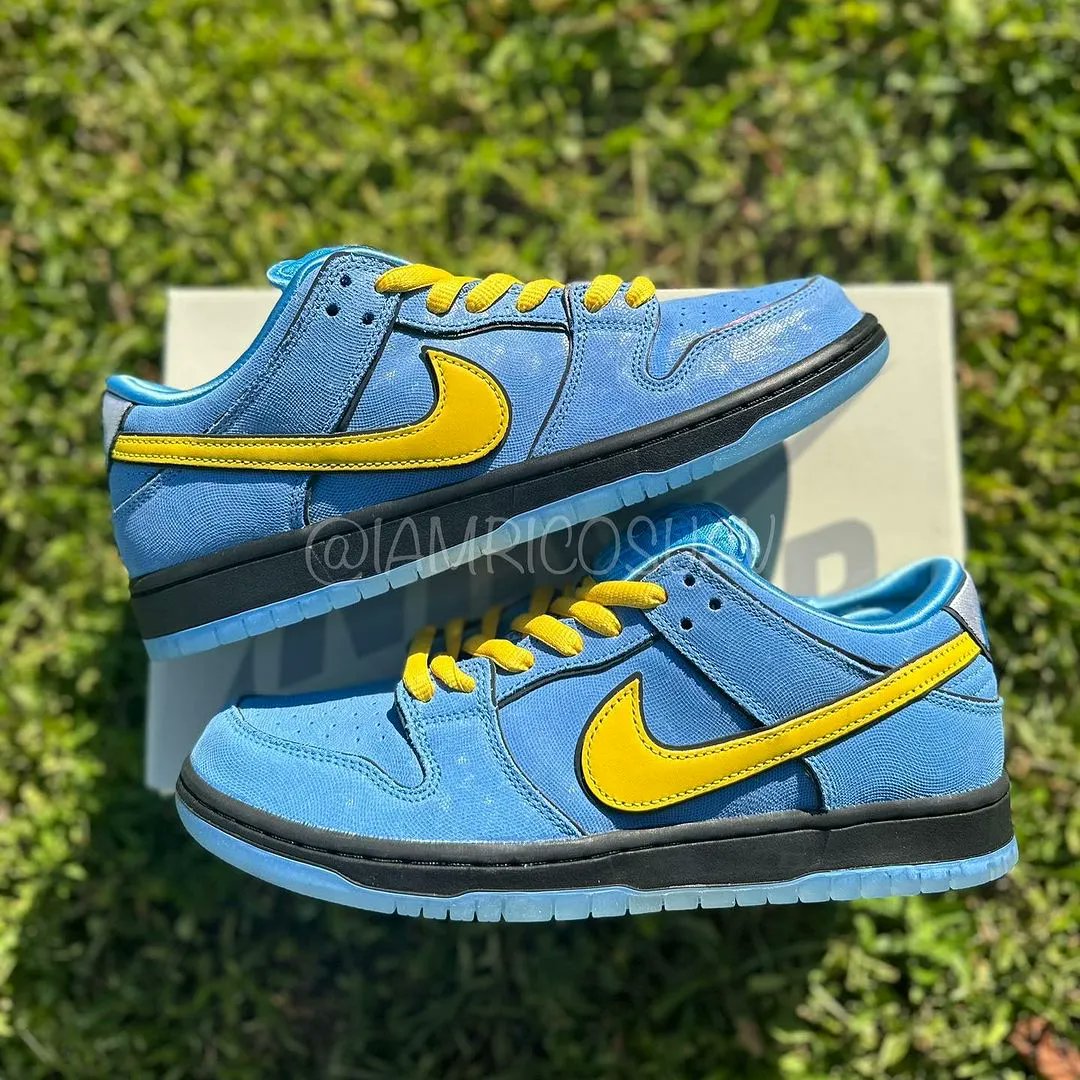 TheSiteSupply's tweet photo. Powerpuff Girls x Nike SB Dunk Low "Bubbles" 🫧 https://t.co/7Ss5FhKxEy 

📸 iamricosuav (IG) https://t.co/9PmfWxQV3S