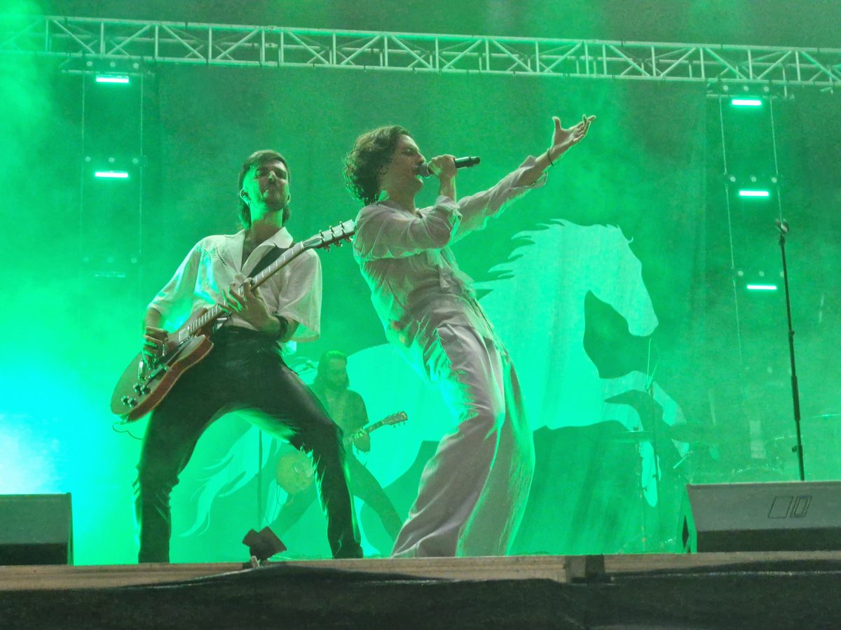 Pero qué maravilla, dos nominaciones a los <a href="/LatinGRAMMYs/">The Latin Recording Academy / Latin GRAMMYs</a> para <a href="/arde_bogota/">ARDE BOGOTÁ</a>  ¡Felicidades!. Fotos desde el <a href="/GranadaSound/">Granada Sound</a>