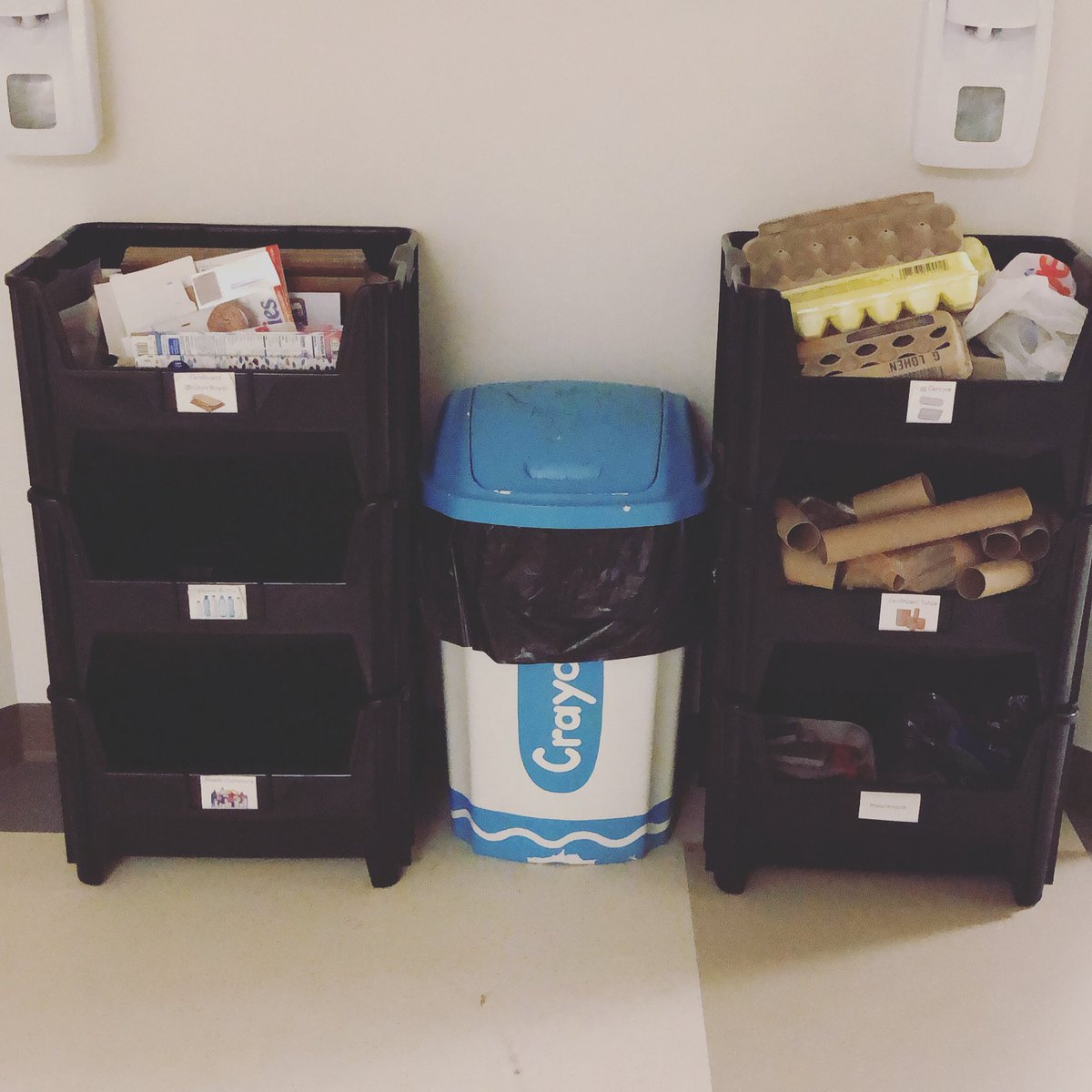 BES__Art's tweet photo. Students are already busy recycling and repurposing!!!! #art #inquire #create #inspire #artteacherlife https://t.co/ISmYqMwBIx