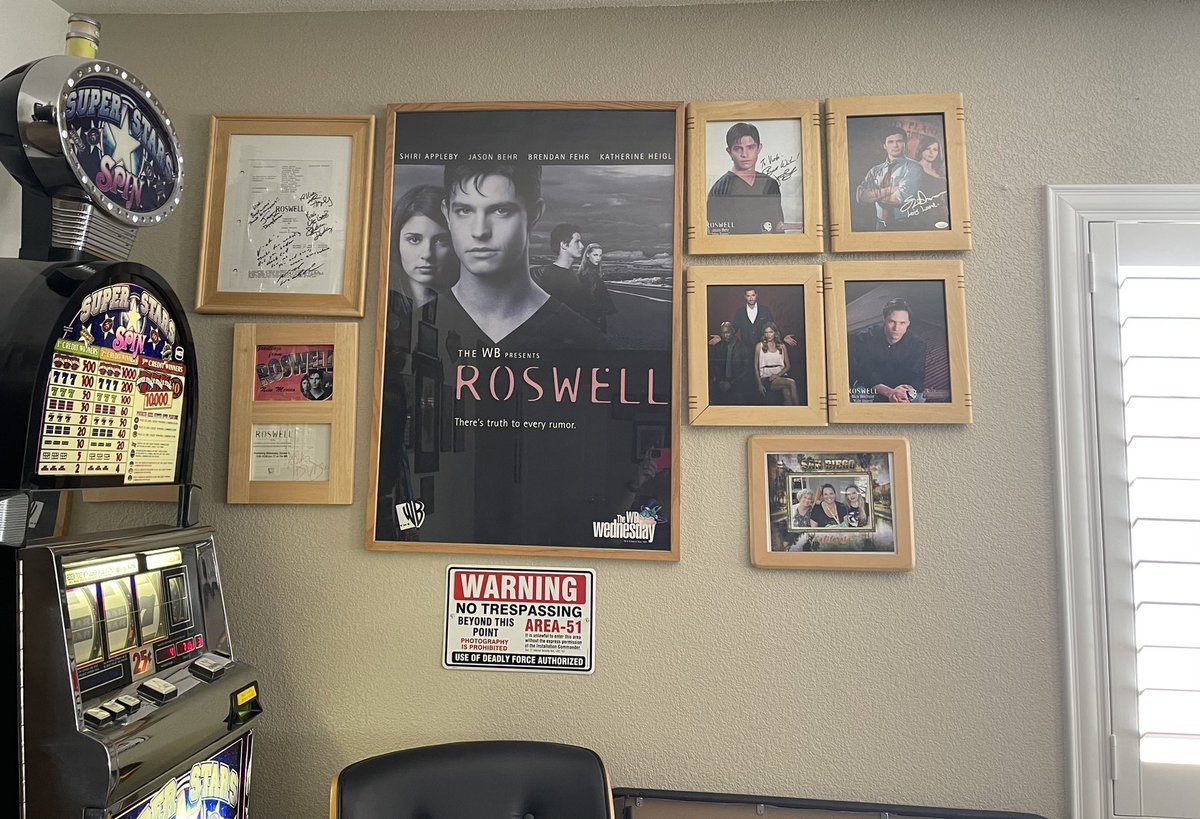 Added some new items to the game room walls.  #smallville #Lucifer #supernatural #roswell #tomellis #jasonbehr #tomwelling #kevinalejandro #aimeegarcia #triciahelfer #samheughan #gavinmctavish