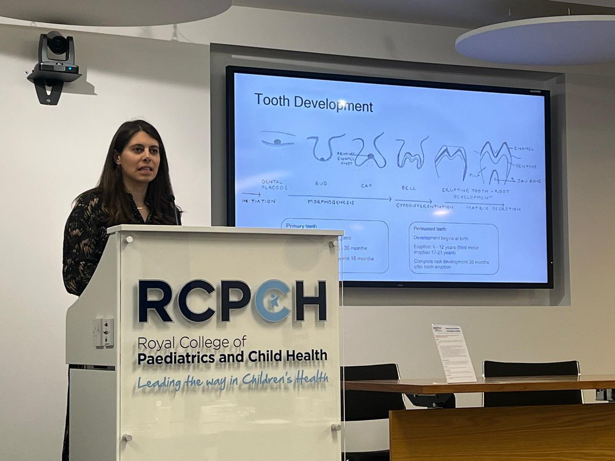 <a href="/E_FosterThomas/">Emma Foster-Thomas</a> demonstrating that teeth really do matter in HN radiotherapy planning @CCLG_UK RT meeting <a href="/MFTnhs/">MFT NHS</a> <a href="/TheChristieNHS/">The Christie NHS</a> <a href="/OfficialUoM/">The University of Manchester</a> #ChildhoodCancerAwarenessMonth 🎗️