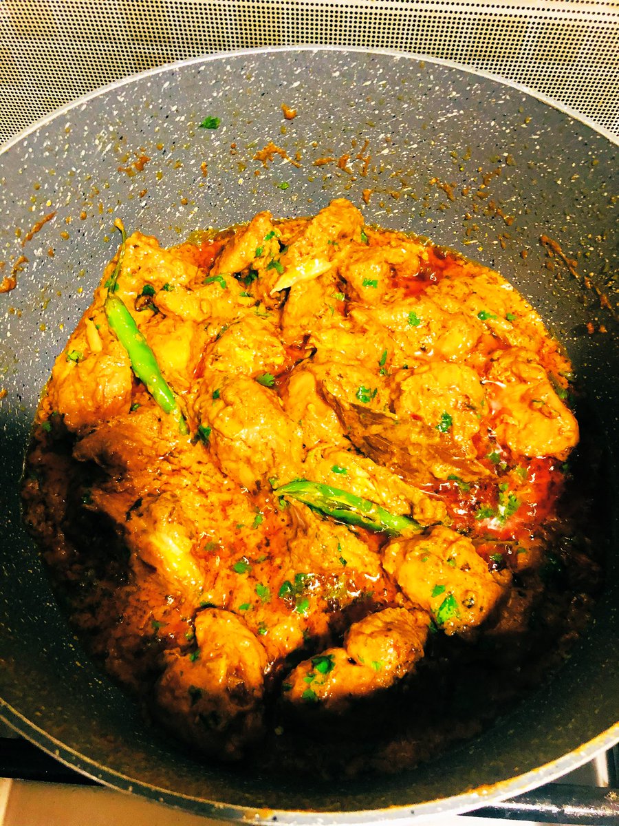 QueeenBee27's tweet image. #CookingSkills😍