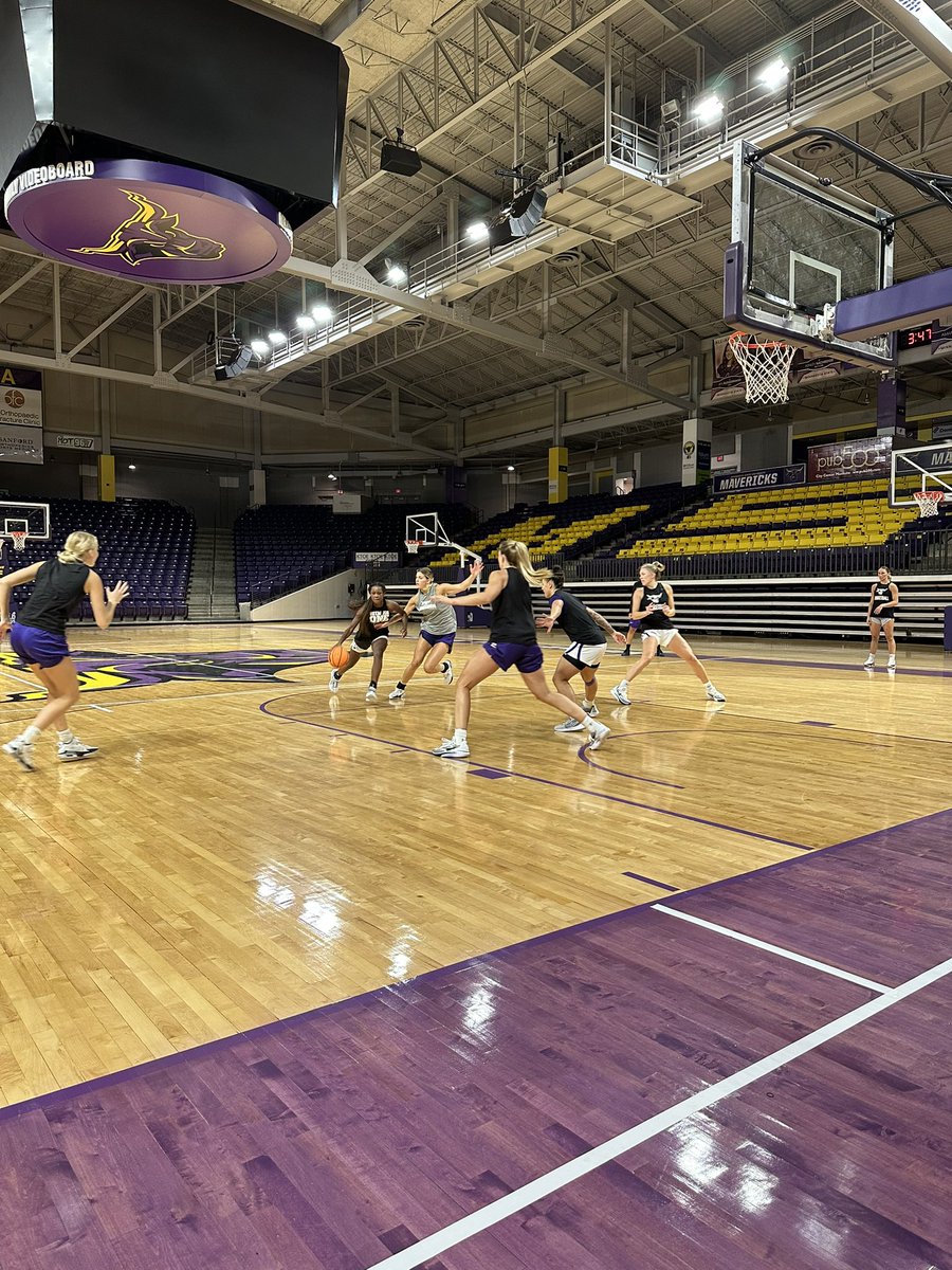 Coach_Thiesse's tweet image. Home 🏀 Sweet 🏀 Home

#videoboard
#gamechanger