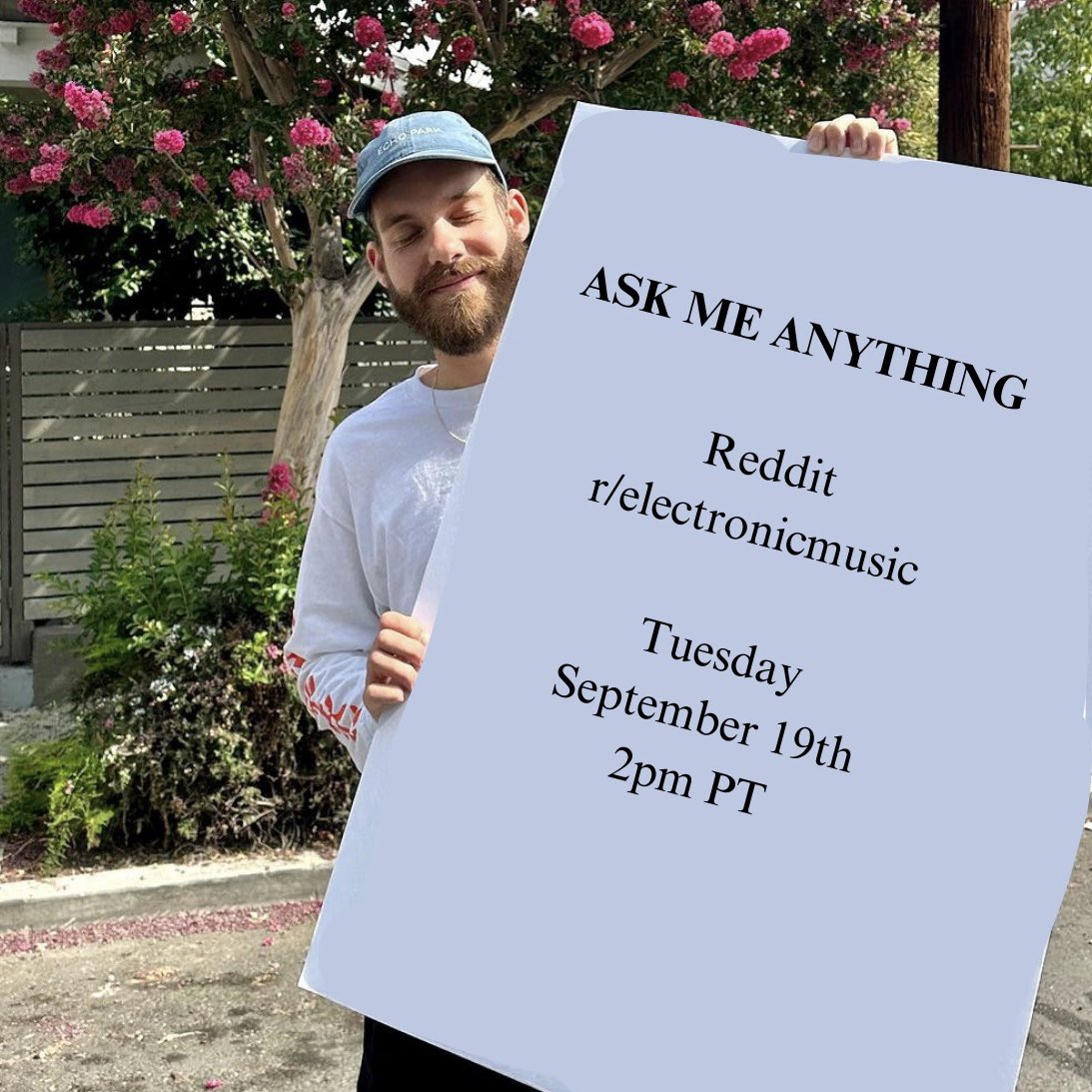 going live in 10 minutes on r/electronicmusic - Ask Me Anything! 🤍✨

reddit.com/r/electronicmu…

(rate my photoshop skills below)