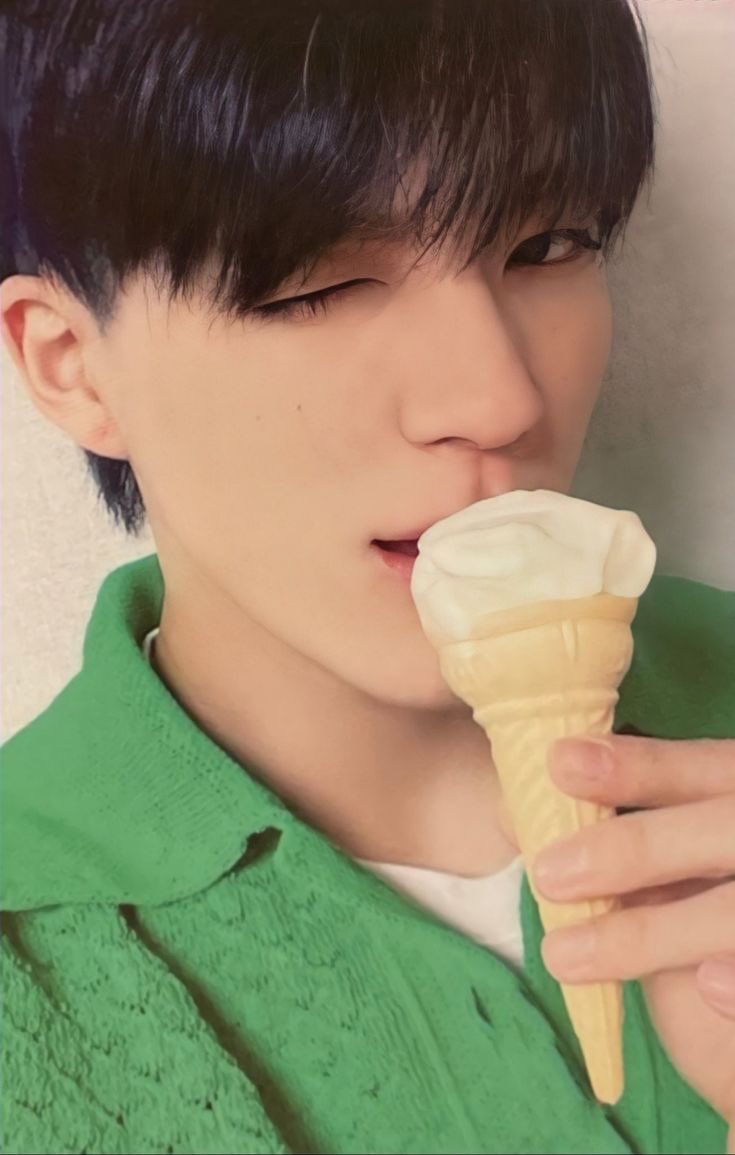 royalljen_'s tweet photo. REPASSE DE VAGA 

Jeno Empathy 
Jeno Beatbox 
Jeno Kihno Hello Future 
Winter Hottrack 

139,50 pra mim(inter já incluso) + frete nacional pra gom 

CEG DA @ne0back https://t.co/4lXpN1EdxM