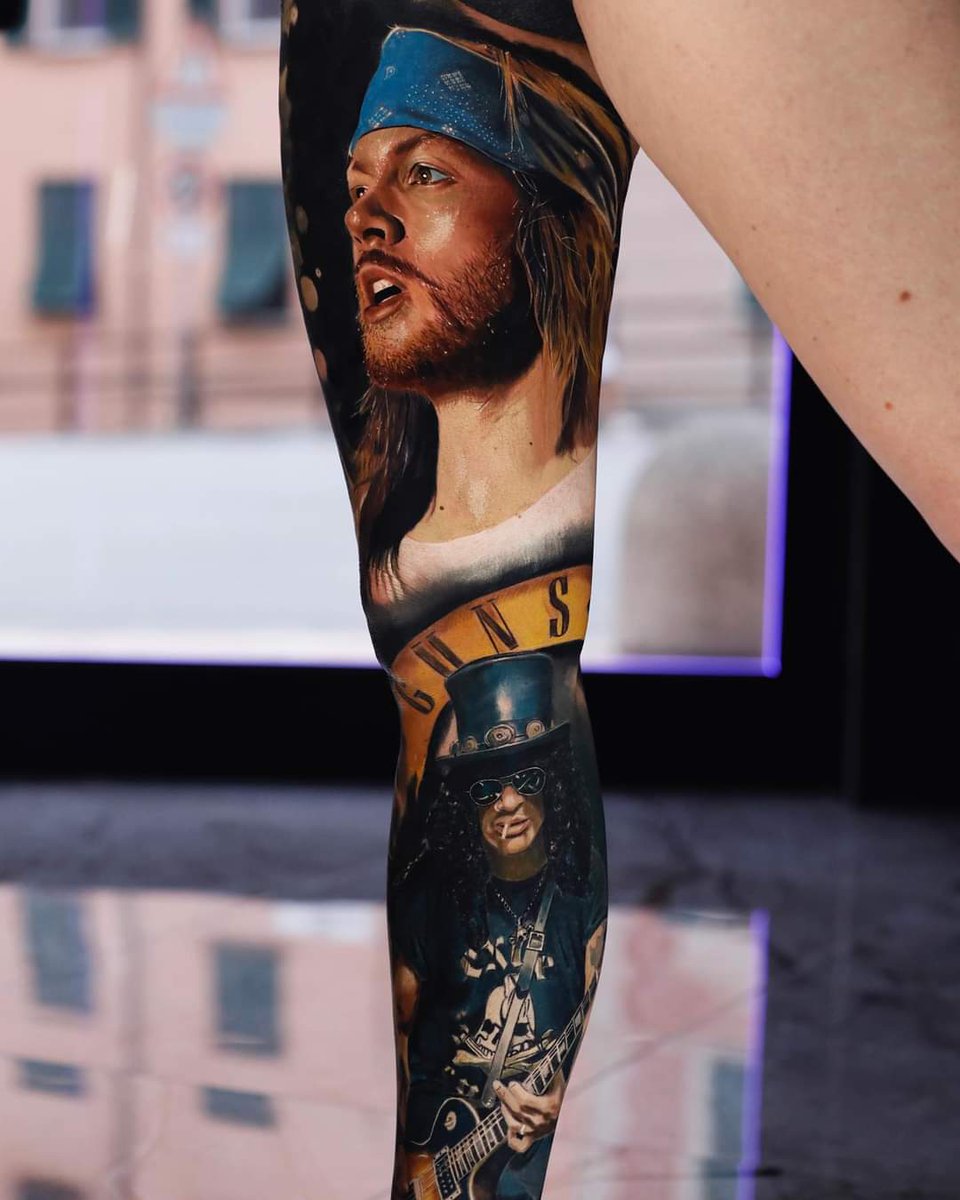 GnR tattoo by ©️ Silvano Fiato.

#leg #fulllegtattoo #colortattoos #silvanofiato #besttattoos #besttatooartist #gnr #tetovanie #gunsandroses #axelrose #slash #realistictattoo #realistictattoos