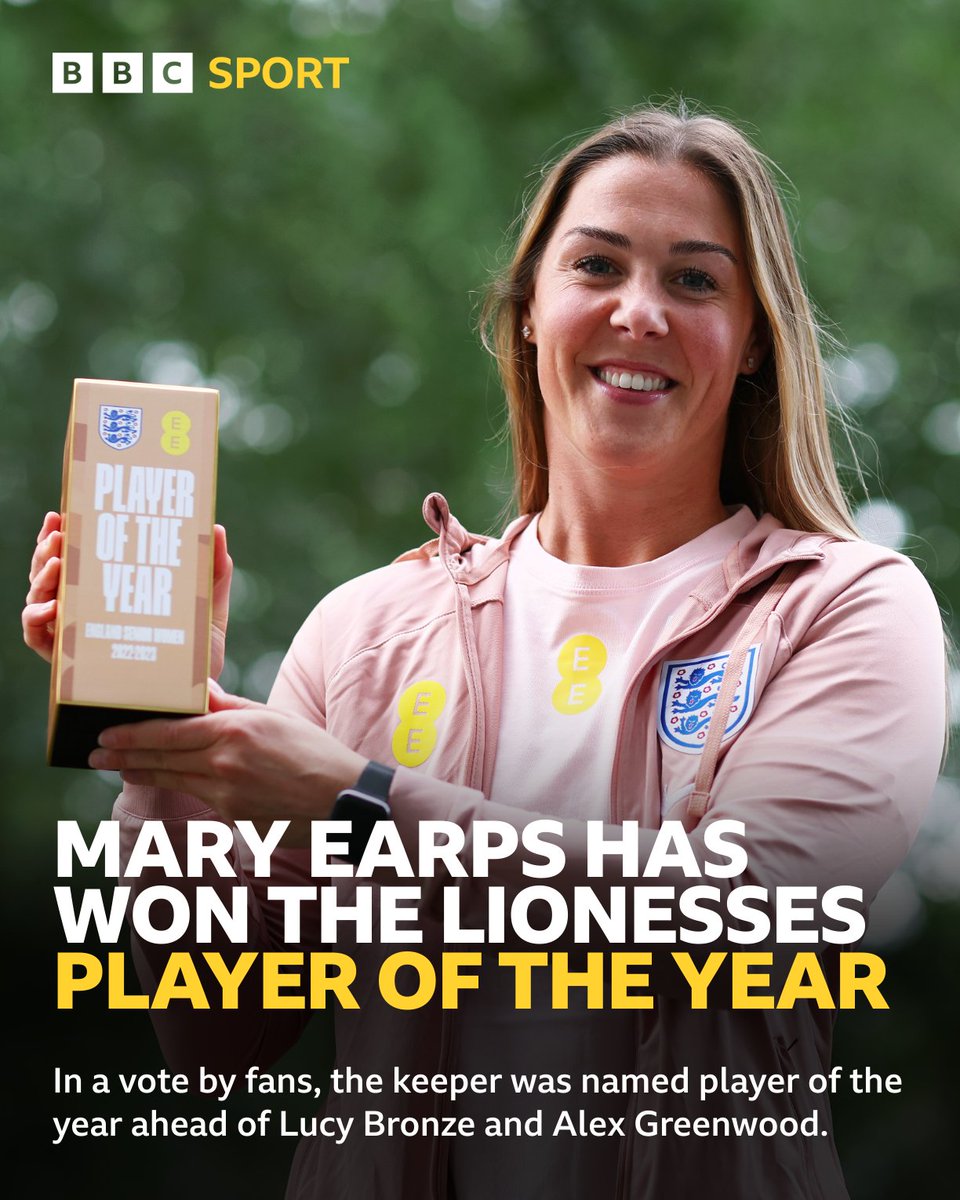 BBCSport's tweet image. Another award for Mary Earps! 🧤🤩

#BBCFootball #Lionesses