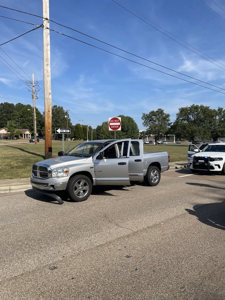 colliervillepd's tweet photo. Today at 2:21 pm, a female shoplifted items from Target. https://t.co/crURgz0w2a via @Nextdoor https://t.co/1ZHKZTsFaV