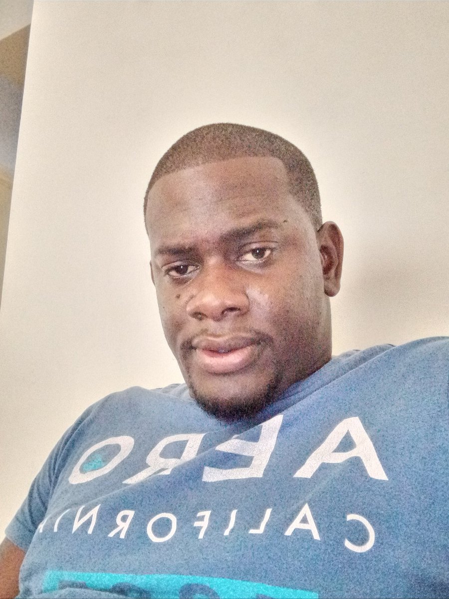 HurstBoss's tweet photo. Staying in yo lane comes with so much peace of mind💯😌 https://t.co/kXFjVVnHvr