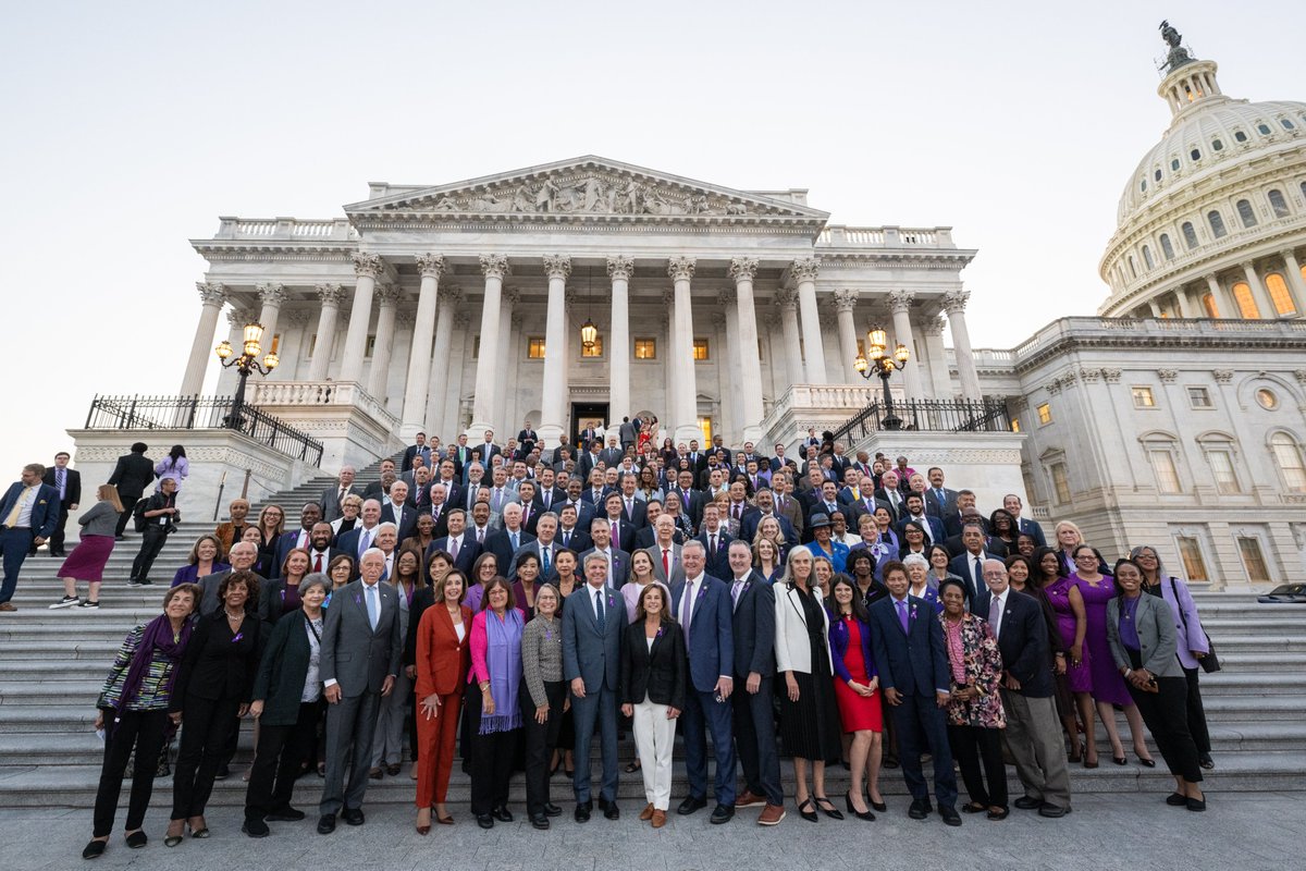 September is National #RecoveryMonth. I joined my colleagues on both sides of the aisle for #CongressGoesPurple, an effort to spread awareness about evidence-based treatments and support those in recovery.