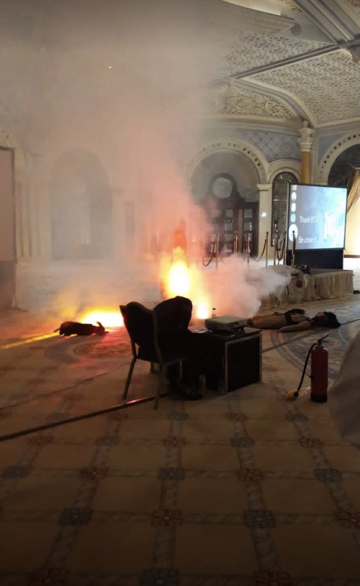 edu_riyadh's tweet photo. شارك فريقنا في يوم السلامة في فندق ريتز الرياض بمحاضرة وعرض حي لعملية إخلاء أثناء حريق وإجراء إنعاش لحالة إغماء من فريق #الهلال_الأحمر استخدمت للعرض دمى متنوعة من روثلي ومشبهات متطورة من فايروير
#RuthLee #FireWare
للمهتمين: لدينا سيناريوهات إخلاء متعددة من صناعية وصحية وعسكرية https://t.co/r1arN4RLPp