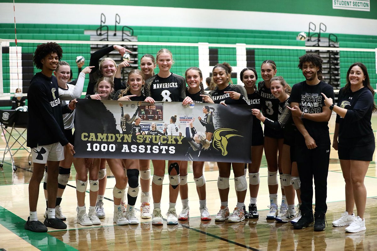 maizesouthvb's tweet photo. Camdyn Stucky reached 1000 assists tonight during the Derby game. She did this in 39 games last season + 9 games this season. We are so proud of her&amp;celebrate this moment w her!!! 🏐🤘🏼🖤bonus pics captured while the boys unveiled her banner! 📸cred: Tobie Morrow 🫶🏼 @CamdynStucky https://t.co/47Nftkt7Lw