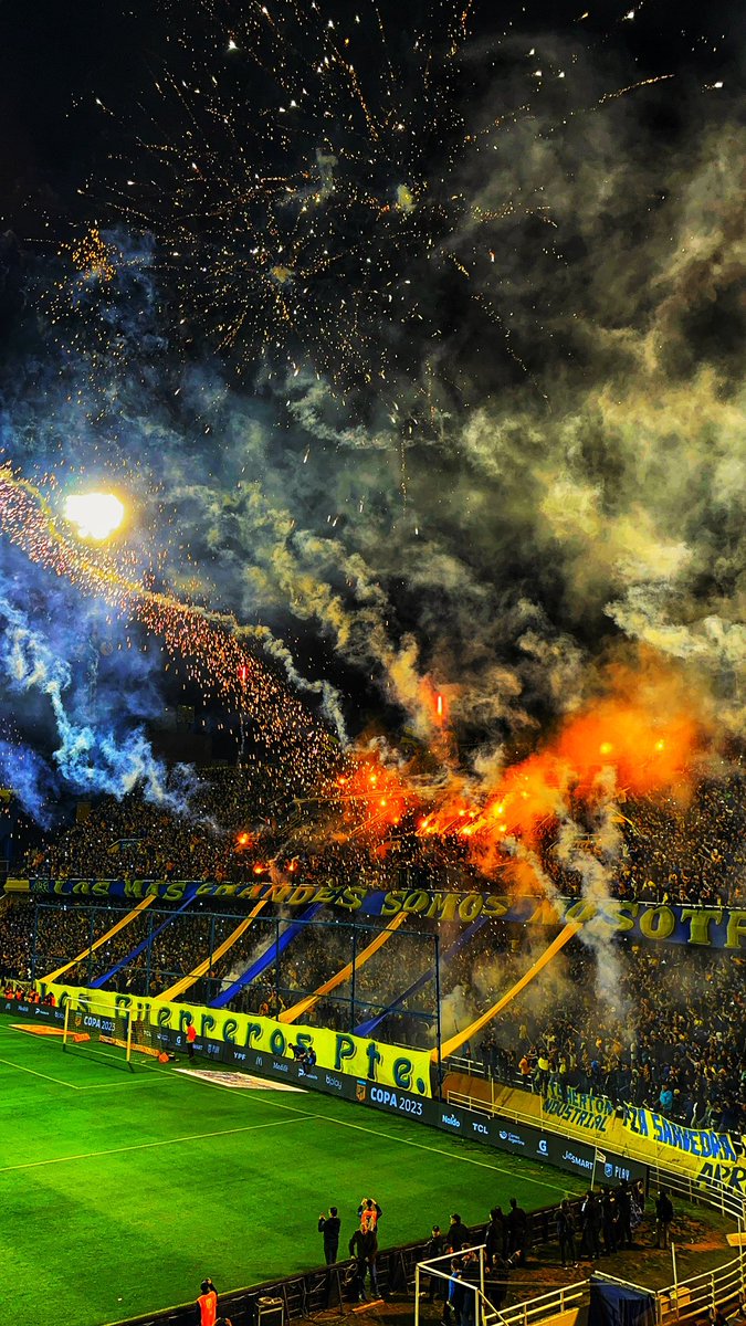 Hoy Rosario está de fiesta porque hoy juega Central 💙💛