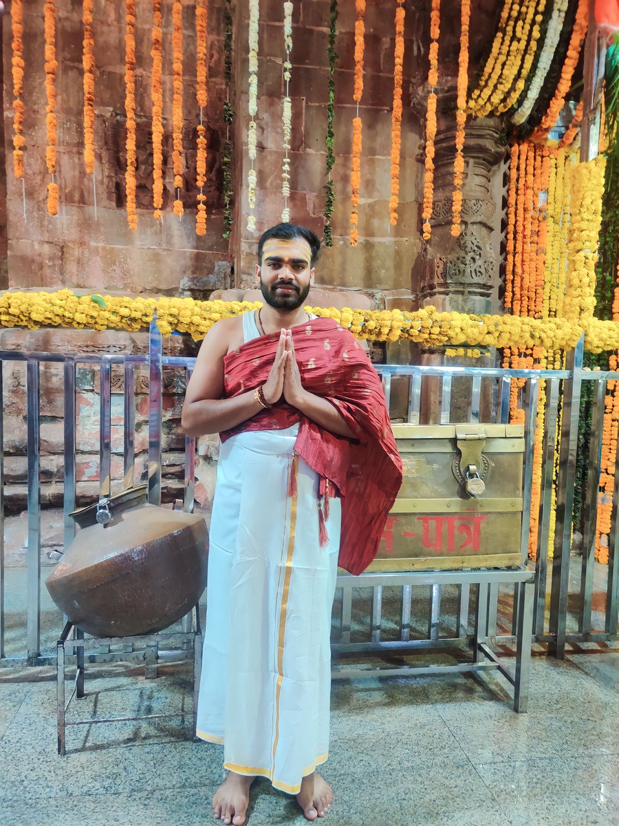 brajendra_'s tweet photo. बाबा भोलेनाथ की लगन जिसको लगी
किस्मत वाला इंसान हैं वो। https://t.co/8HfmyMoJrh