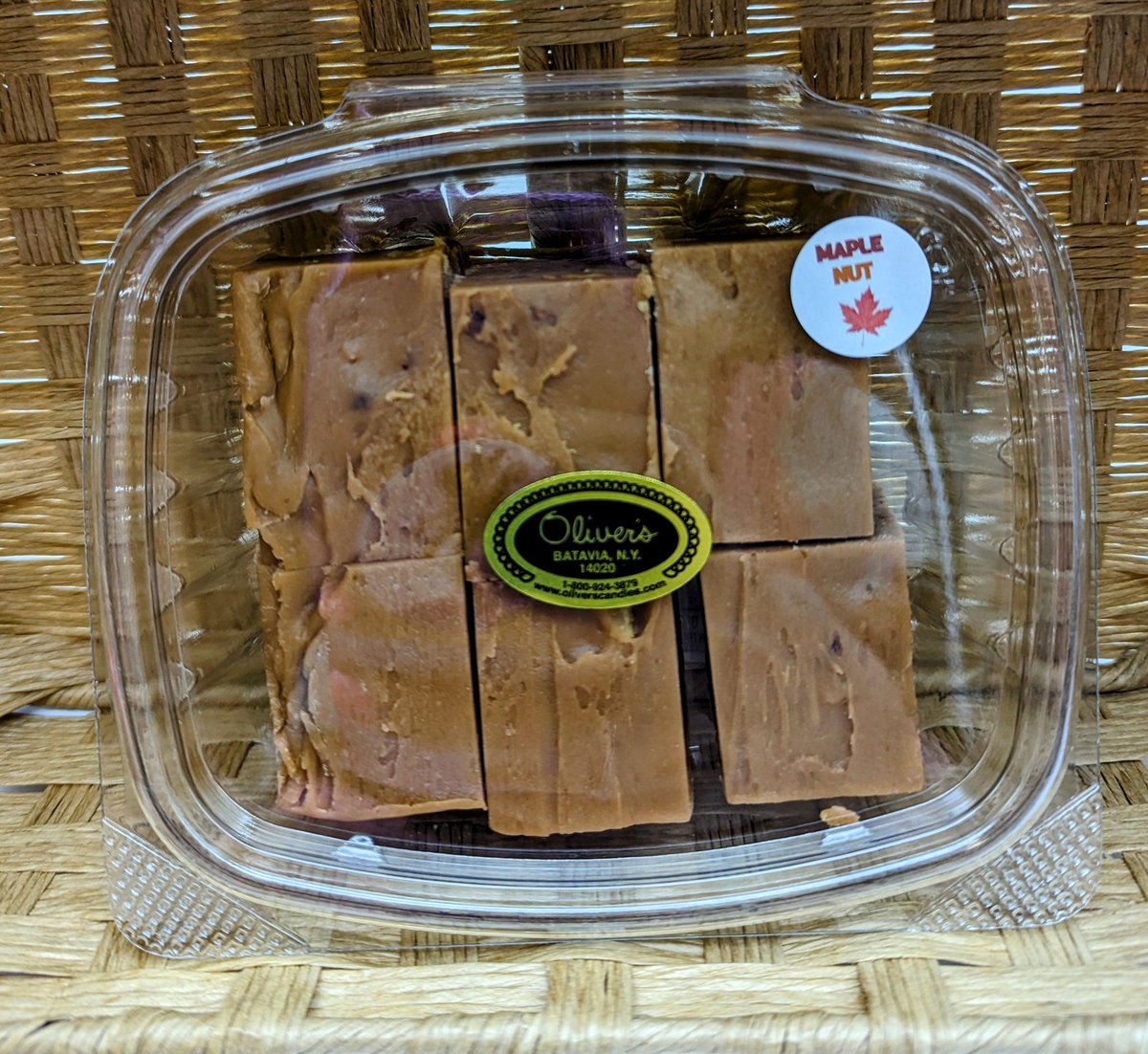 SweetLifeCount1's tweet photo. Fall fudge flavor: Maple Walnut https://t.co/1Y7BeP1Wi2