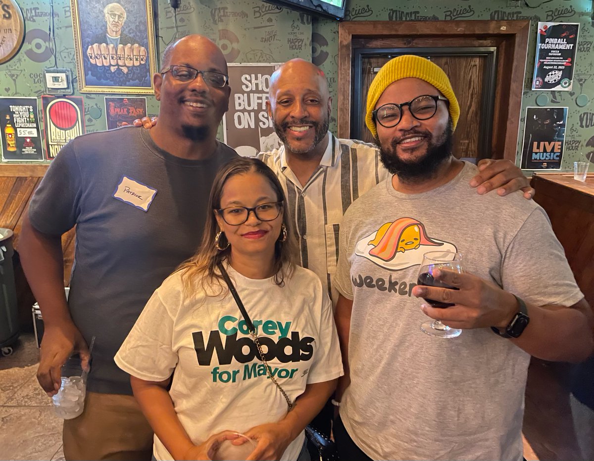 coreyfortempe's tweet photo. Thank you for joining me Sunday to celebrate small businesses. I'd like to thank our host committee for their support, @djakshen &amp; @Yuccataproom
for providing such an iconic venue. 

Host house parties for us or canvass with us. https://t.co/eOYu3rRjFu

#coreyfortempe https://t.co/fcQc1rgTdP