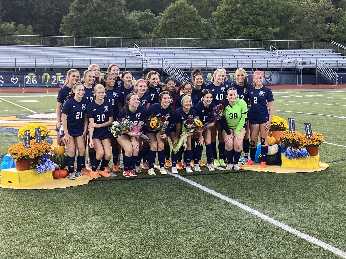 Lady Gales recognized 4 Seniors tonight prior to their 7-0 win over Groveport. Lady Gales remain in first place of the OCC Buckeye. <a href="/cogsocupdate/">Central Ohio Girls Soccer Update</a>