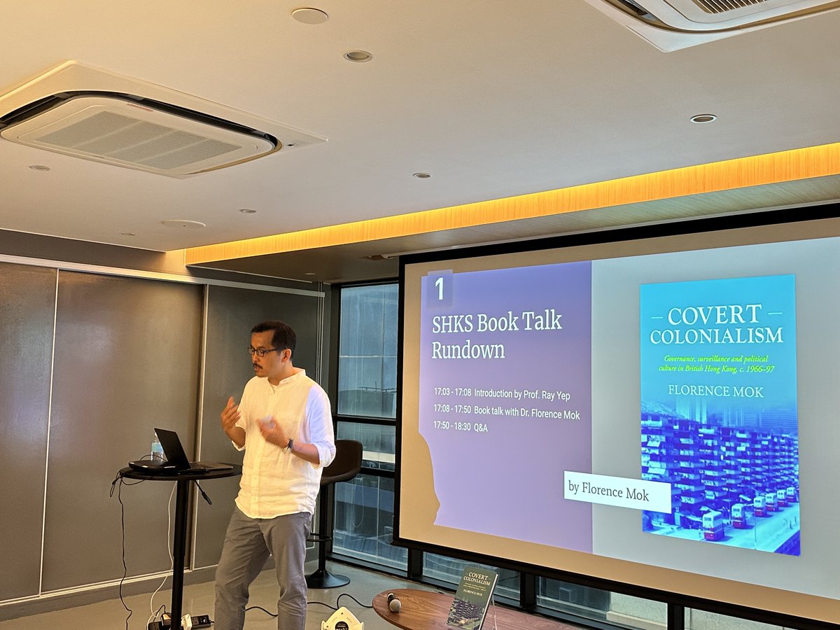 SocHKStudies's tweet photo. 📚🙌🏻 A huge shoutout to @mok_florence for her brilliant book talk on her latest work, 'Covert Colonialism: Governance,  Surveillance, and Political Culture in British Hong Kong, c. 1966-97.' 

#BookTalk #CovertColonialism #BritishHongKong #History #hongkonghistory #SHKS https://t.co/gyFugyTie2