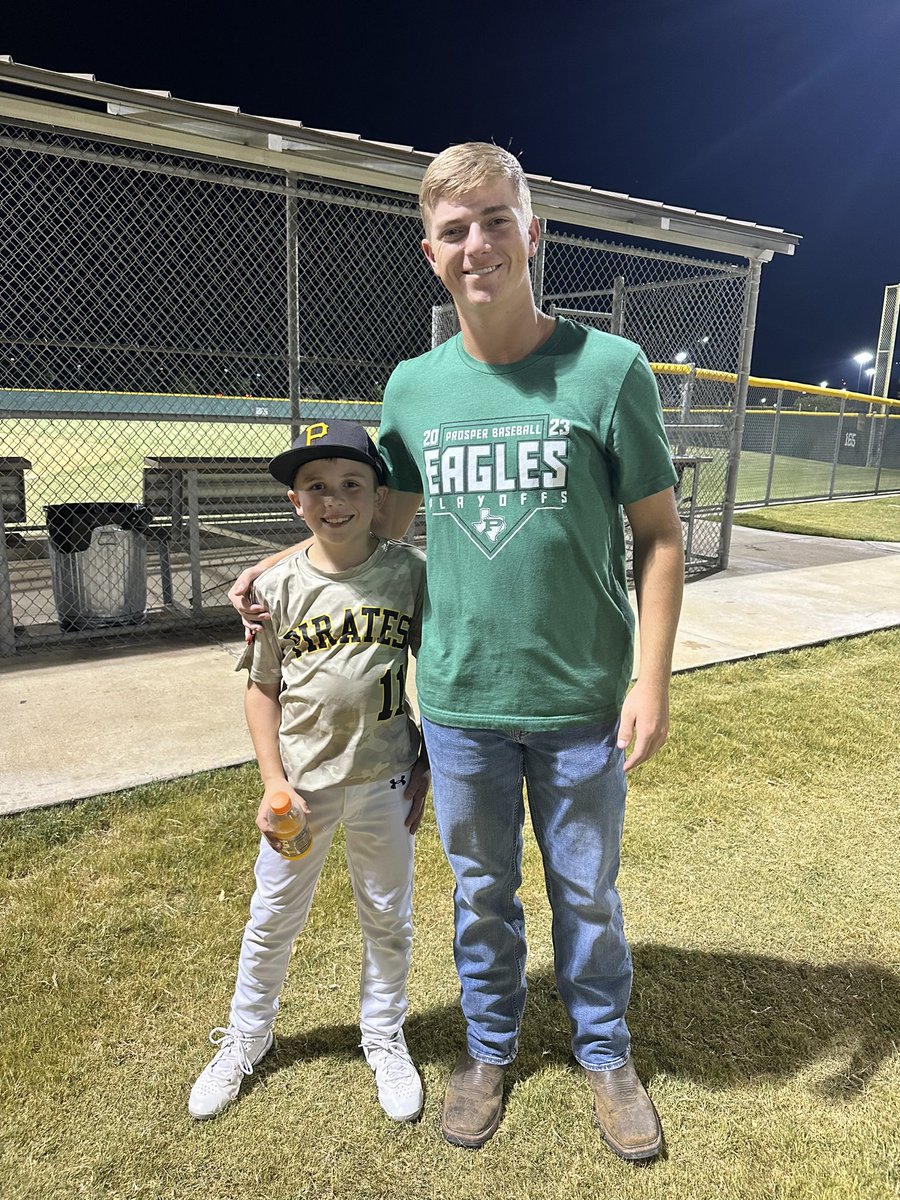 CameronHapes's tweet photo. Jett had a great game tonight! Great win Pirates! https://t.co/0bGv5pFicC