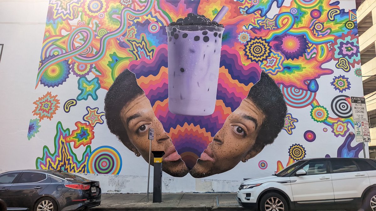 SpaceyCryptoV6's tweet photo. ๐ #boba #tea #atx #streetart #pasteups #art https://t.co/7ktgGr9R4c