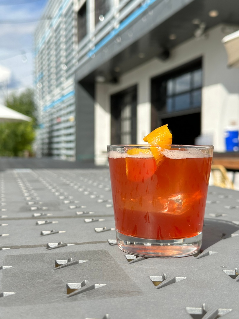 FlyteCoTower's tweet photo. It’s Negroni Week and we have something special! This is our Runway B. The coffee really adds a rich depth to this Boulevardier. 

#negroniweek #boulevardier #Denvercocktails #denver #flyteco  #flytecotower #denvercolorado #flyteco #denverdrinks #wevegotthedrinks https://t.co/10axbXFR27