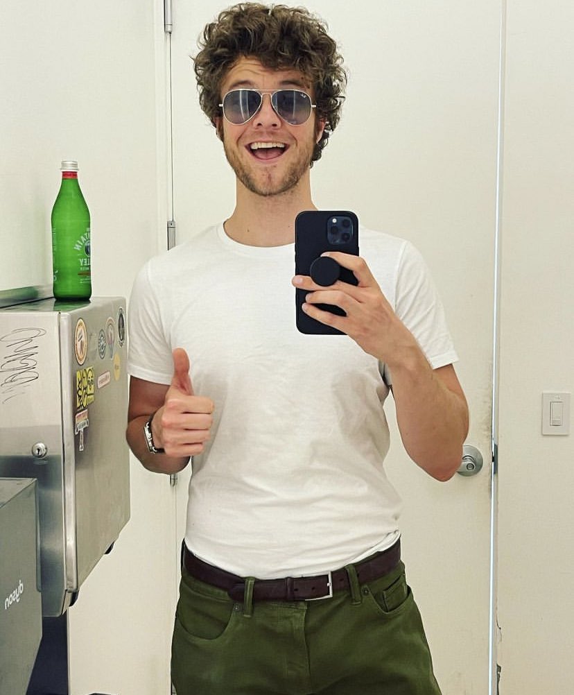 thinkerjquaid's tweet photo. my boyfriend material 😭🥺🤏🏻
HIS HAIRRRRR https://t.co/Z3fjM5kkoE