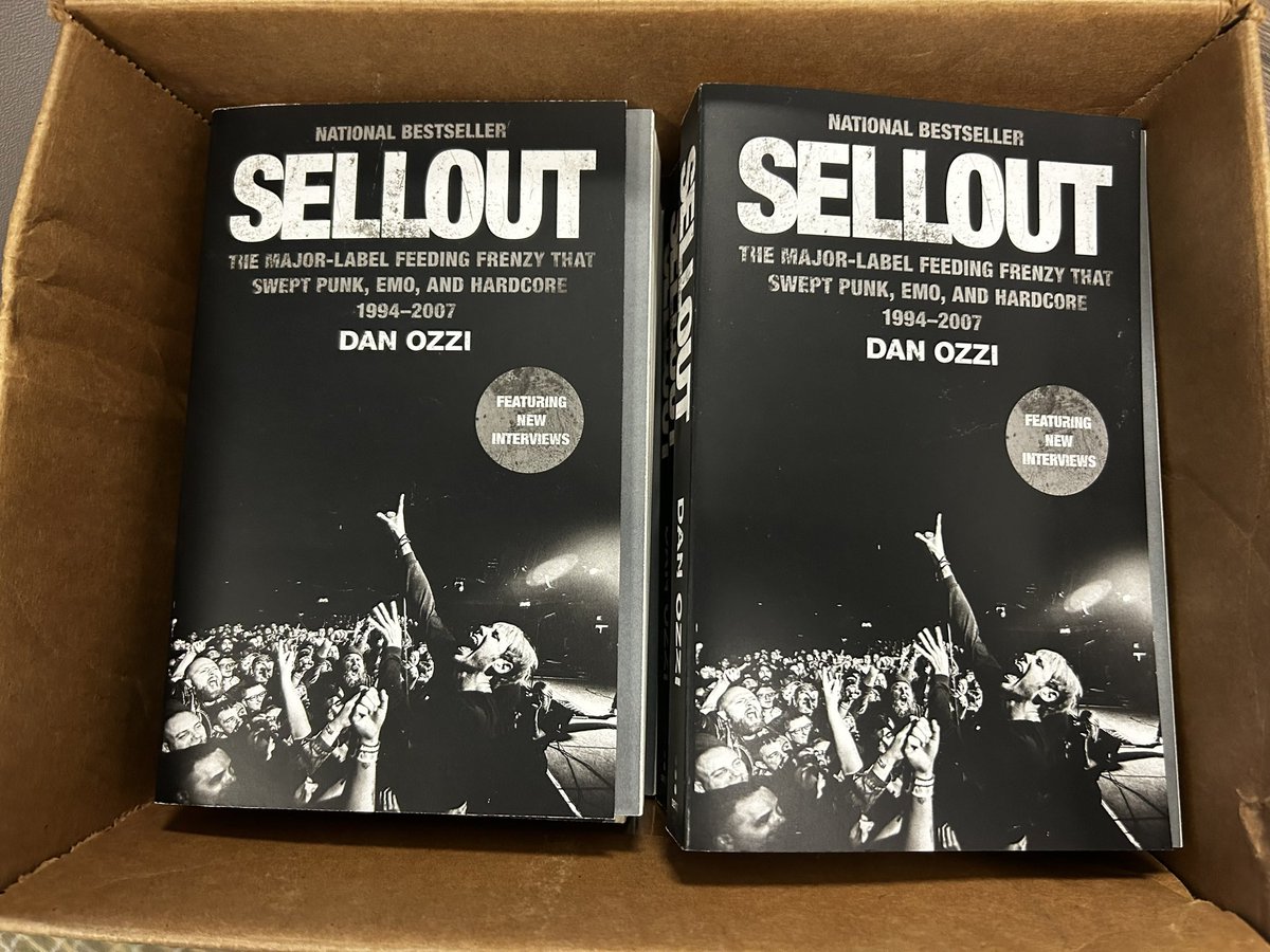 birdvsplane's tweet image. Starting up a pop-punk book club called “What’s My Page Again?” Kicking off with Ozzi’s “Sellout” to get us going, anyone with some great piecesor authors to check send my way. 🎸