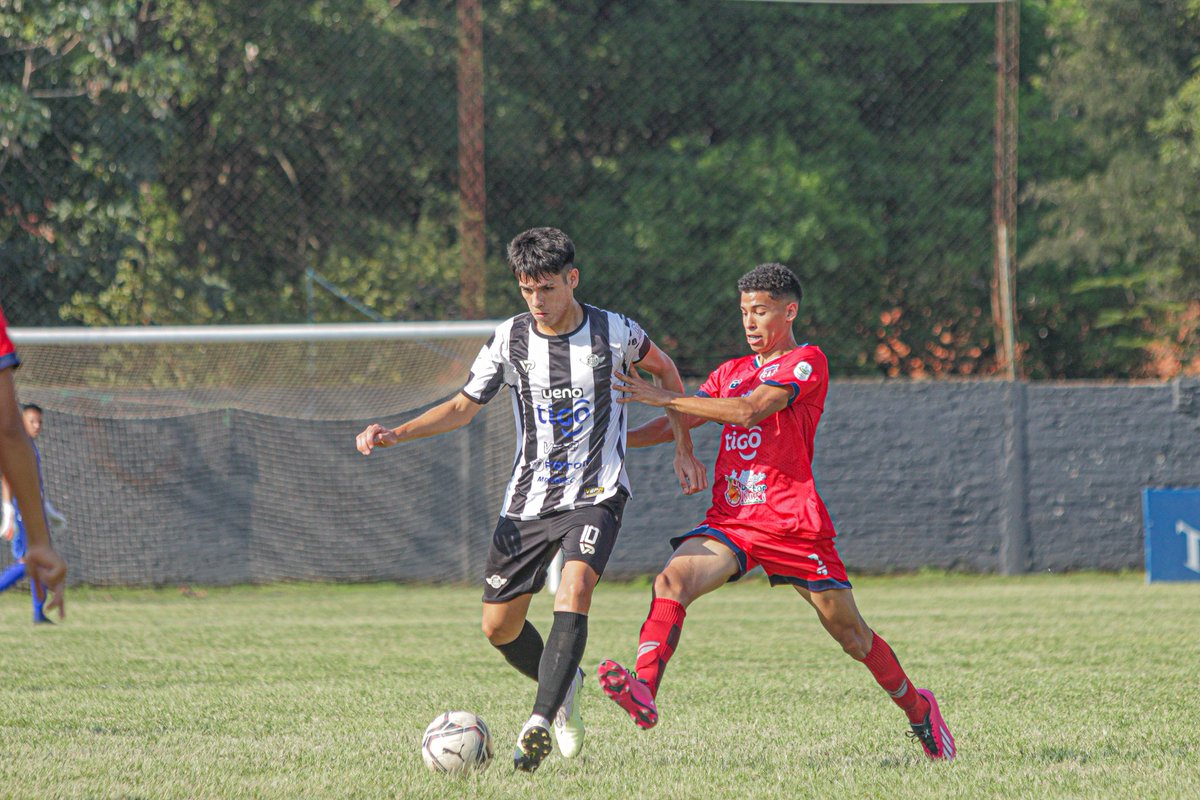 pilcomayo_fbc's tweet photo. FECHA 18

PRIMERA

Imágenes del encuentro ante Atlético Juventud. El encuentro culminó con el marcador 0-0.

¡VAMOS PILCO!
¡SOMOS PILCO!

#somospilco #pilcomayo #clubpilcomayo #primera #apfprimerac #marianoroquealonso #albinegro #Clubpilcomayo #primerac https://t.co/ZIcLWUpMXG
