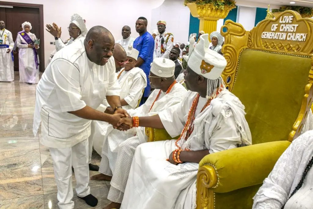 Dele Momodu Ovation tweet media