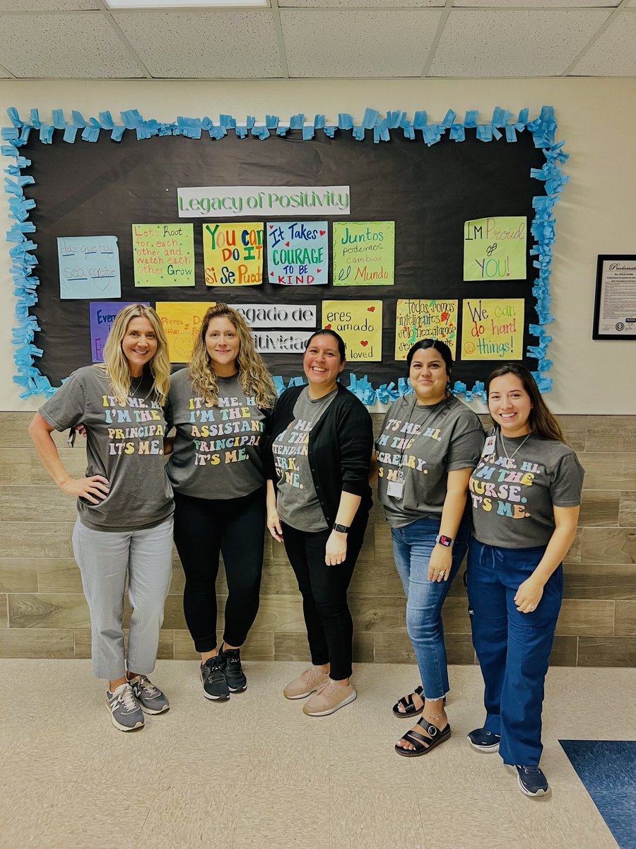 Team Tuesday 💛 Blessed to work with such an awesome group of ladies! #legado