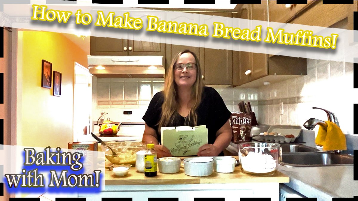 Brand new video out NOW!!
Come learn how to make Banana Bread Muffins with me and my mom! Link in bio!
Love ya mom! <3
#smallyoutuber #ruyally #bananabread #EasyBaking #easyrecipes #bakingwithmom