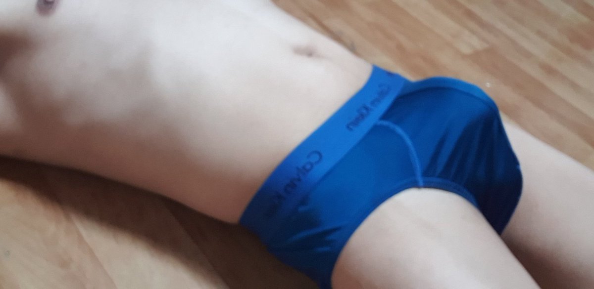 M69_Quy's tweet photo. 먹고 싶은 사람, 만지고 싶은 사람 인사해주세요 야이, 정액이 너무 달고 맛있어요. 

#bigbulge #Calvinklein #bigcock #cock #outdoor https://t.co/3AxskdqtXH