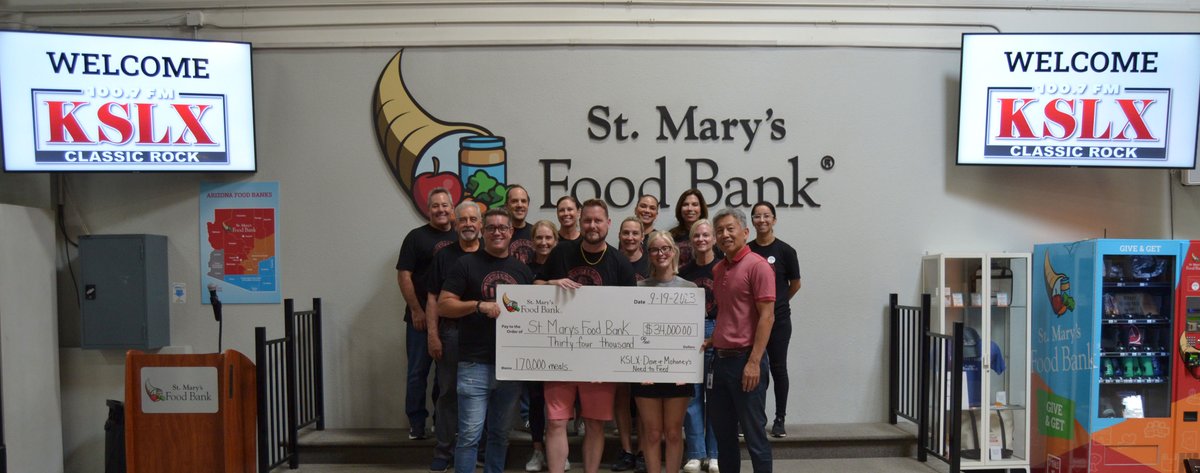 StMarysFoodBank's tweet photo. We sincerely thank Dave, Mahoney, Audrey and everyone at @KSLX  (100.7 FM) who made this summer’s “Need to Feed” Food Drive so successful! The weeklong event will allow us to provide 170,000 to our neighbors in need. Thank you, KSLX! #KSLX #NeedtoFeed #StMarysFoodBank #Arizona https://t.co/X4Cuf4NdcH