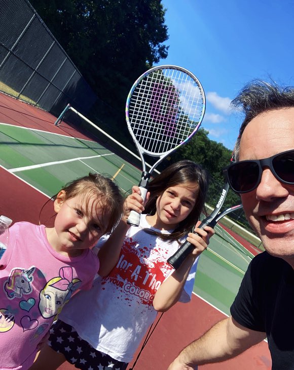 Ontologics's tweet image. Tennis the menace w/ the girlz + Dungeonnn. #AllInADaysWork #ThisIsFun