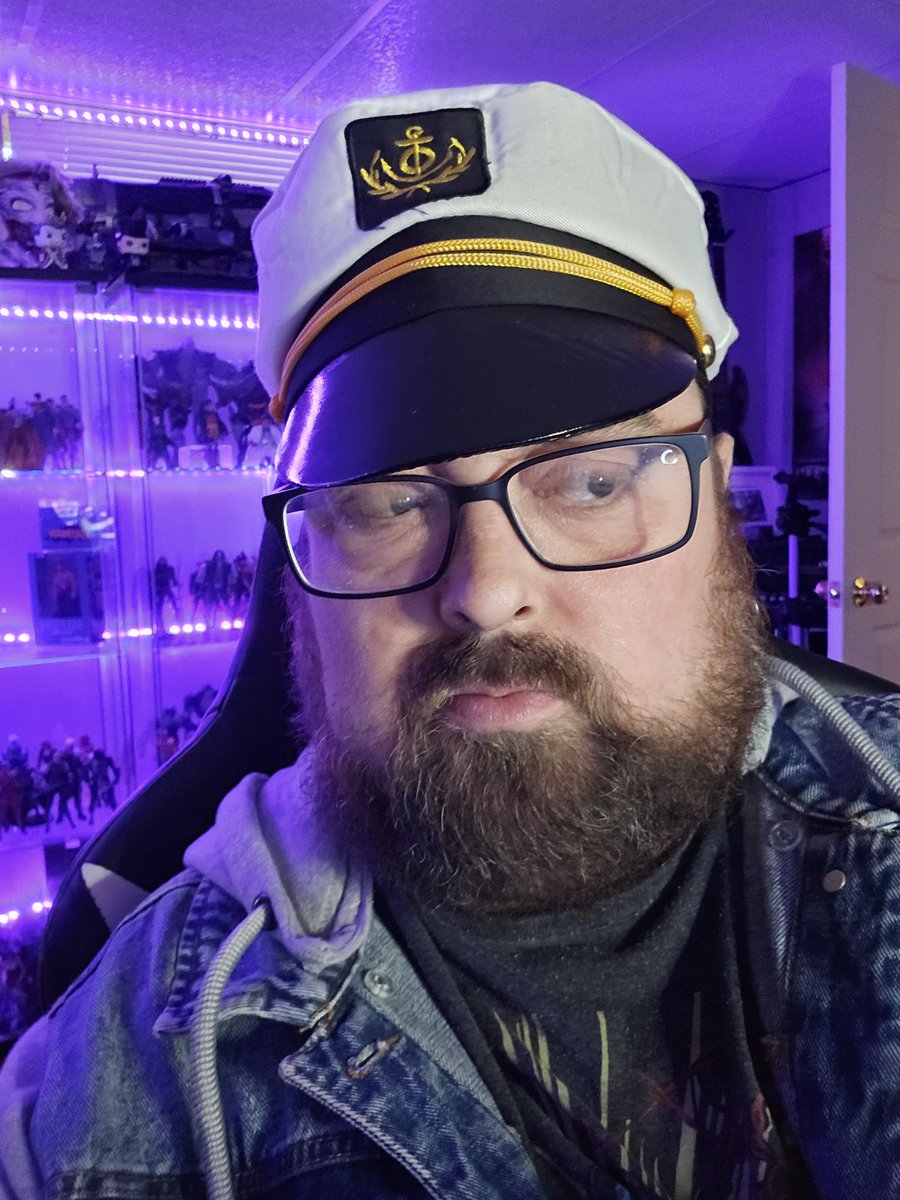 DaveRATT88's tweet photo. Yes, I am the captain. Let's set sail on this merry evening, into a land where videos are games. And everyone is in laughter at how bad I am at the game videos. Come along!
https://t.co/XAHseRfbls 
#twitchstreamer #twitchaffiliate #rekallthethings #comedy #lol #nerdy https://t.co/7FjcVNZ1V2