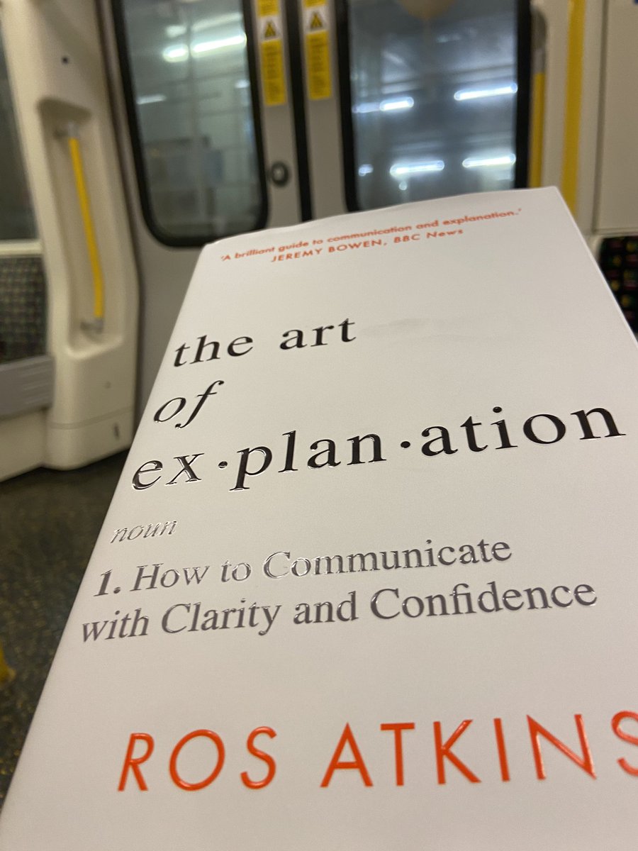 PhotoParadiso's tweet photo. Making good use of my tube journey @BBCRosAtkins https://t.co/2vd2aly7IW