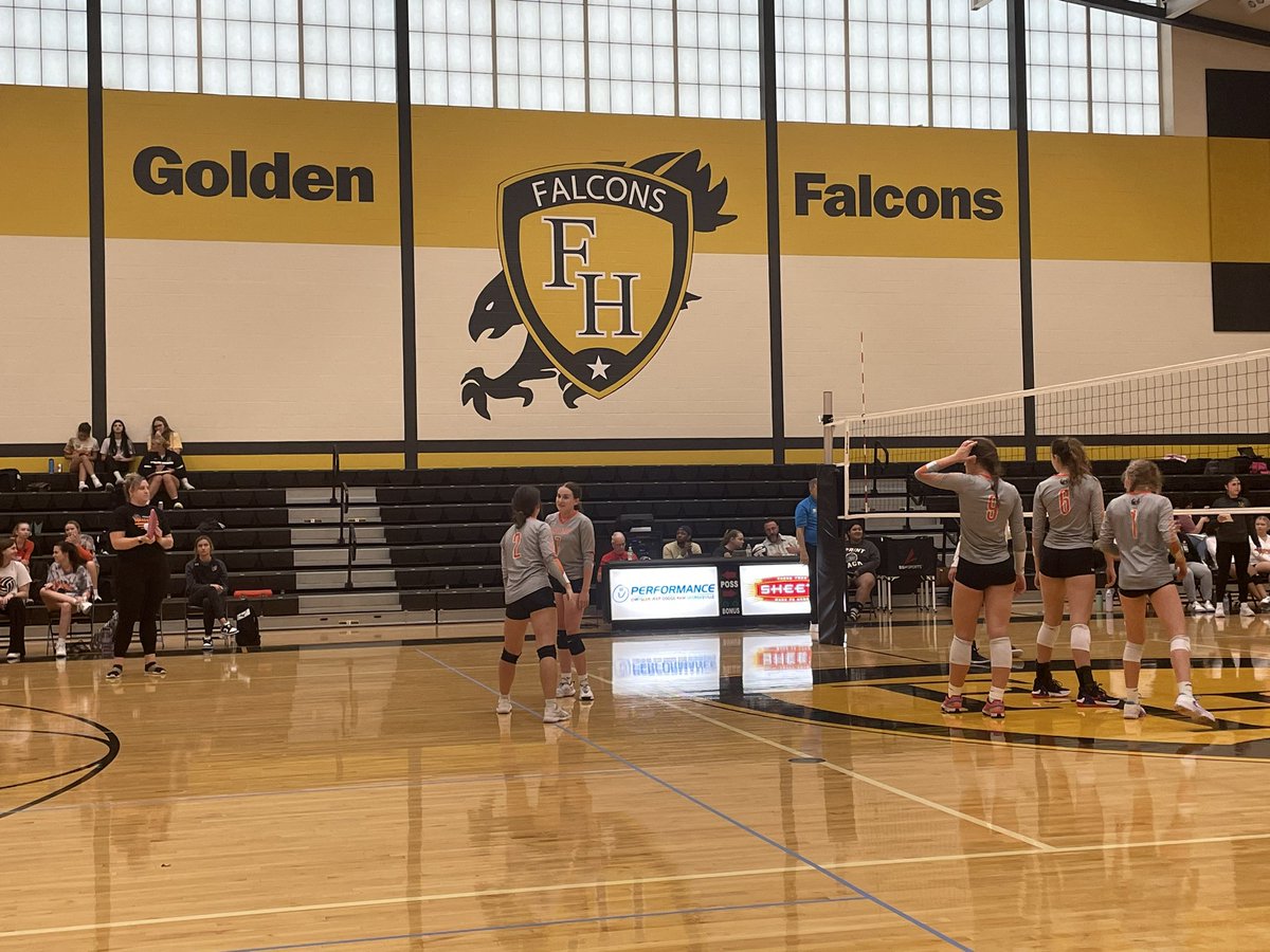strangri1's tweet photo. Lady Pacers leading the way at Franklin Heights tonight!! https://t.co/EpSWD564L8