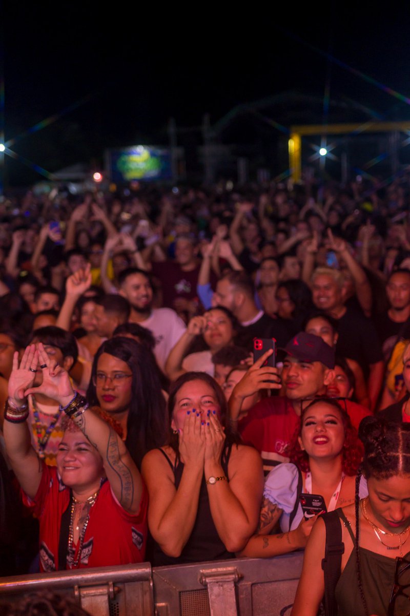 festivalpsica's tweet photo. psiquentes, a gnt tá feliz demais em ver de novo a repercussão do nosso festival em outras cidades, estados e regiões do país!

por isso trouxemos nesse fio algumas infos e curiosidades sobre o Psica que, p quem tá chegando agr, pode ser bem bacana de ler 🧶 (1/6)

📸 Tuyuka Lara https://t.co/DcEsfnZHYc