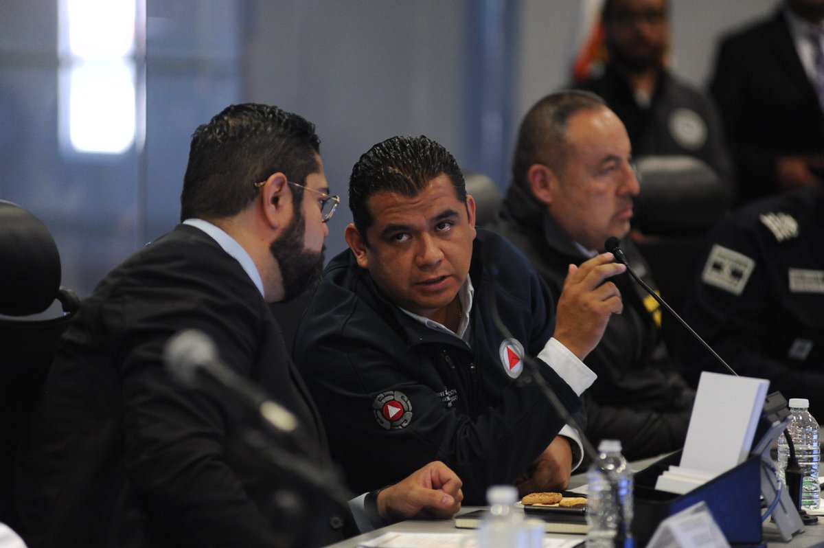samgm24's tweet photo. Gracias a las autoridades de los tres órdenes de gobierno por su valiosa participación en la instalación del Comité Estatal de Emergencias en el marco del #2doSimulacroNacional2023 
#ElPoderDeServir https://t.co/RKYeEQ8gil
