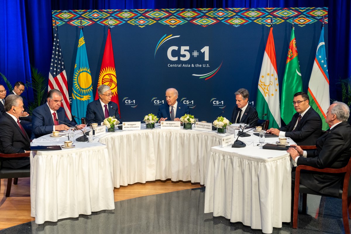 WhiteHouse46's tweet photo. President Biden also met with the presidents of five Central Asian nations: Kazakhstan, the Kyrgyz Republic, Tajikistan, Turkmenistan, and Uzbekistan. This was the first-ever C5 +1 presidential summit, and the leaders discussed a range of issues. https://t.co/xzbbmEIjBT