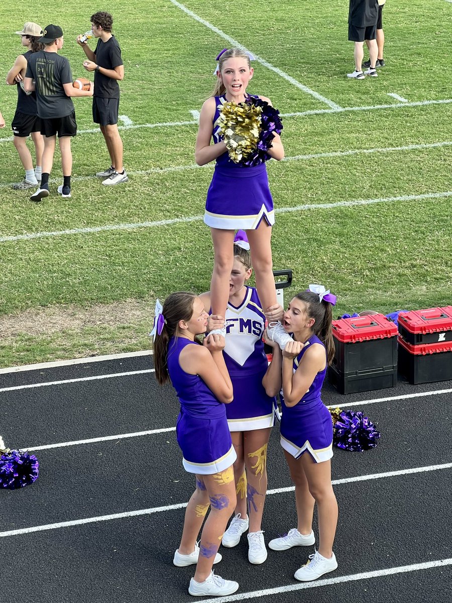 MFMSUpdates's tweet image. Go Mustangs! #mfms #mfisd #marblefallsms