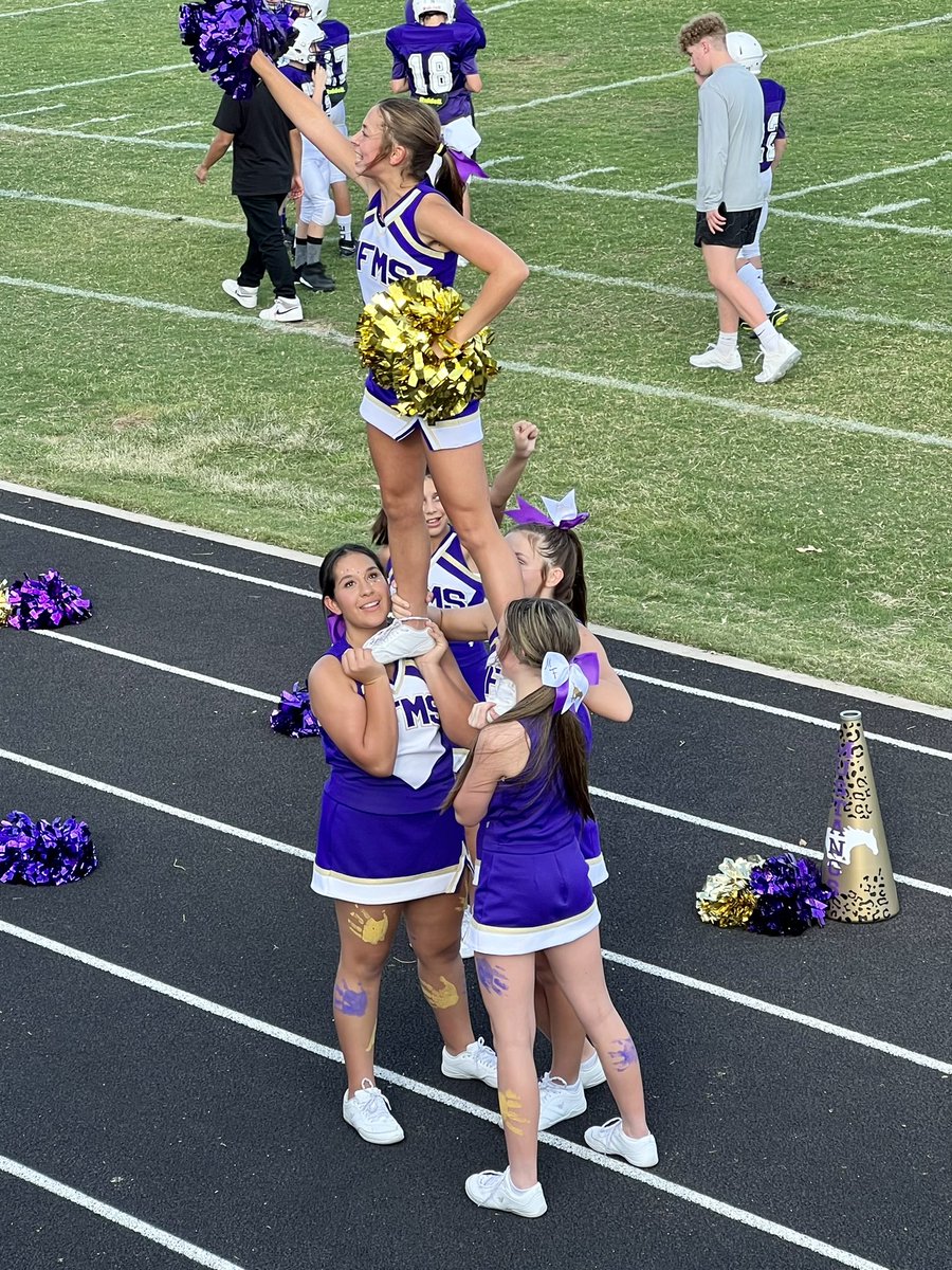 MFMSUpdates's tweet image. Go Mustangs! #mfms #mfisd #marblefallsms