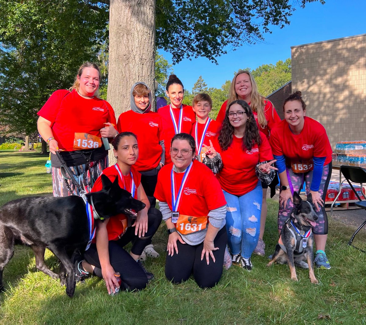ffcommunity's tweet photo. πββοΈ Photo flashback to this past Sunday's Cleveland Heroes Run. Thanks to all those who came out to run and volunteer, and of course, our heartfelt appreciation to all of those who serve.
#ffccu #creditunionlife #heroesrun #serviceiseverything https://t.co/sxL6O0MPJw