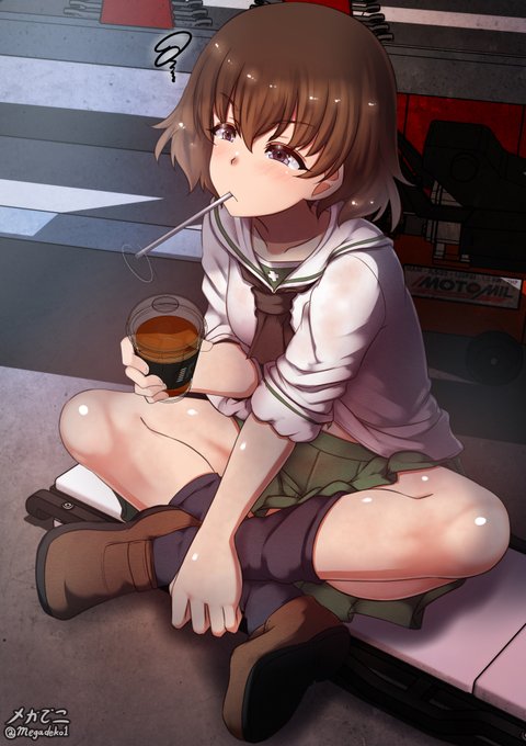 作業プランを考えているツチヤちゃん☕️ 