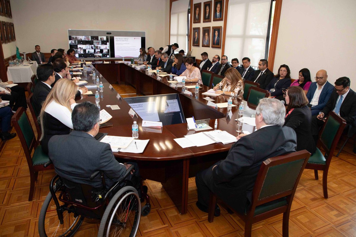 MagdoSodi's tweet image. Hoy iniciamos formalmente los trabajos para implementar el nuevo Código Nacional de Procedimientos Civiles y Familiares. Materias que representan más del 70% de nuestra actividad.

Con las y los Magistrados, Juzgadores y Consejo de la Judicatura, @PJEdomex elabora su Plan Rector.