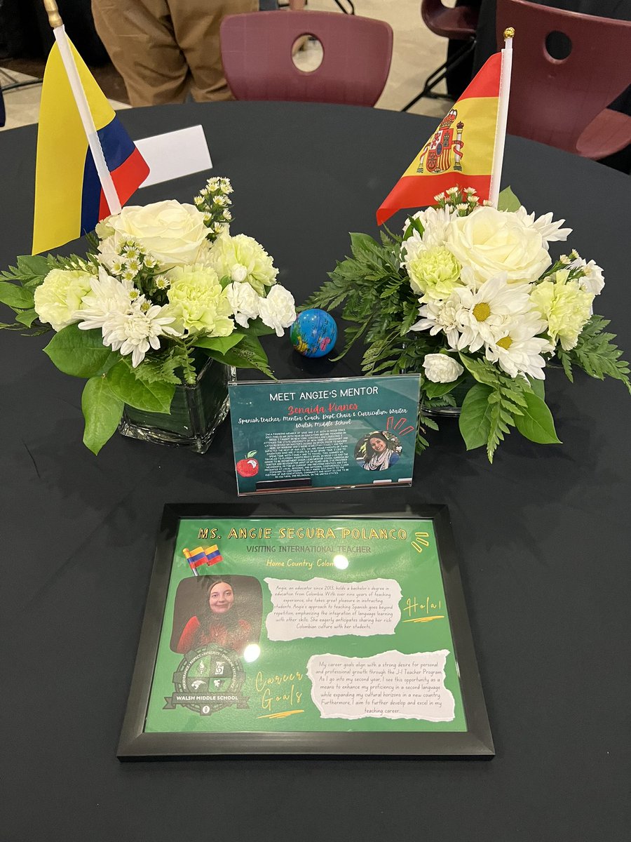 KianesZee's tweet photo. Yesterday evening we celebrated the success of supporting our VIT Ms. Segura at our campus along with other fellow international teachers. Thank you Ms. Segura for your 2nd year at Walsh! 🎉 @RoundRockISD @JWalshMS @RRISD_PIEF @HafedhAzaiez @RRISDWorldLang @tiffanie4rrisd https://t.co/nRZLxFKW4r